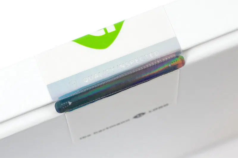 produkt-siegel-etikett-perforation-hologrammfolie-3989